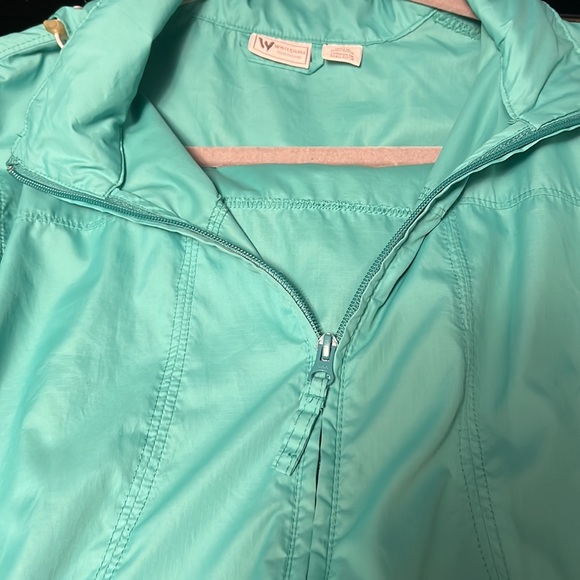 lightweight jacket - Picture 3 of 3